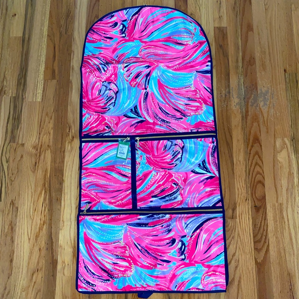 Lilly Pulitzer Garmet Bag